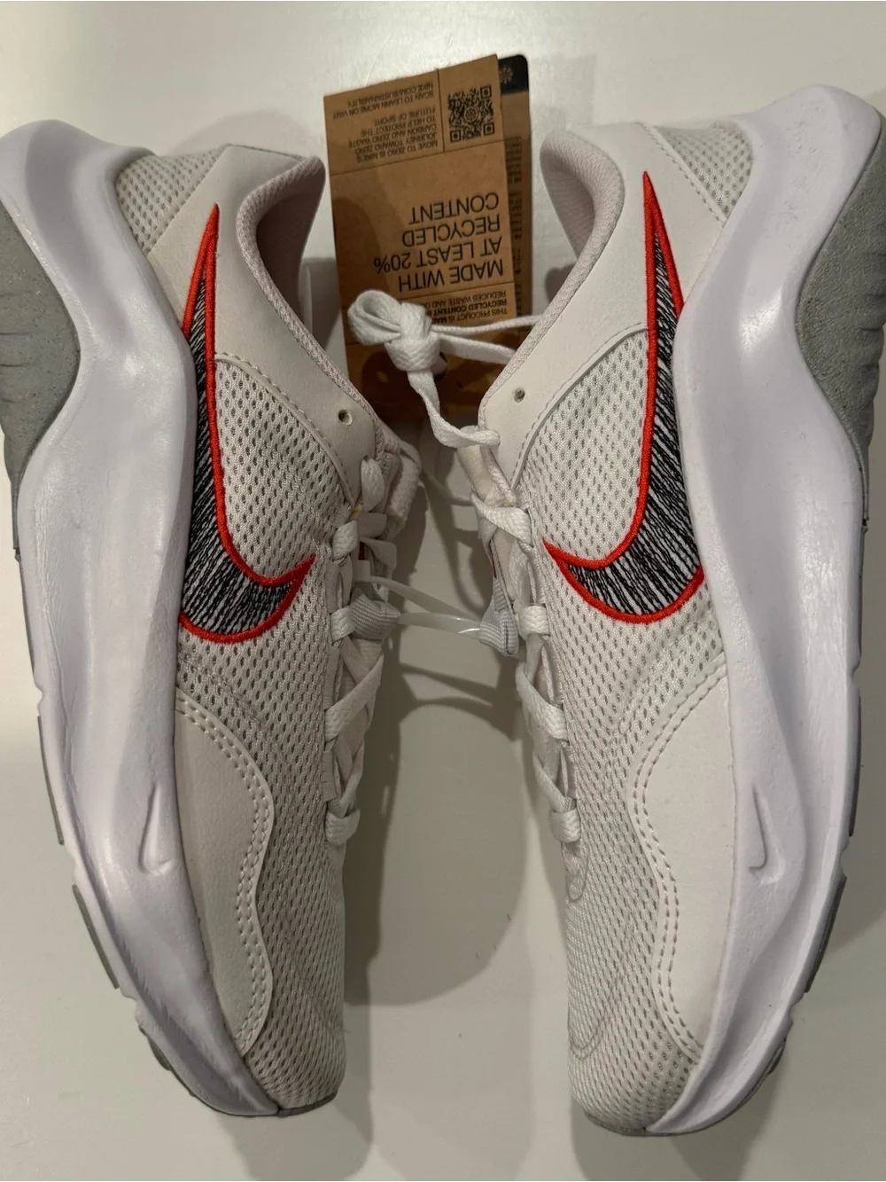 Nike Legend Essential 3 Next Nature Training Shoes Womens Size 7 DM1119 100 NEW